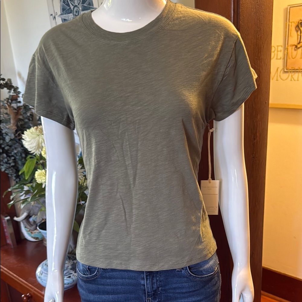 NWT Z supply size small Olive Green Women's Casual Top